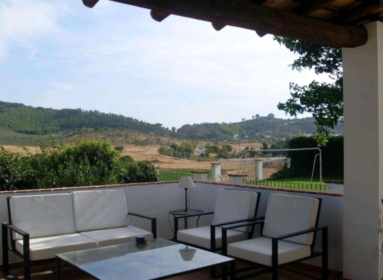 Casa Rural El Chorrillo Cazalla De La Sierra Exterior photo