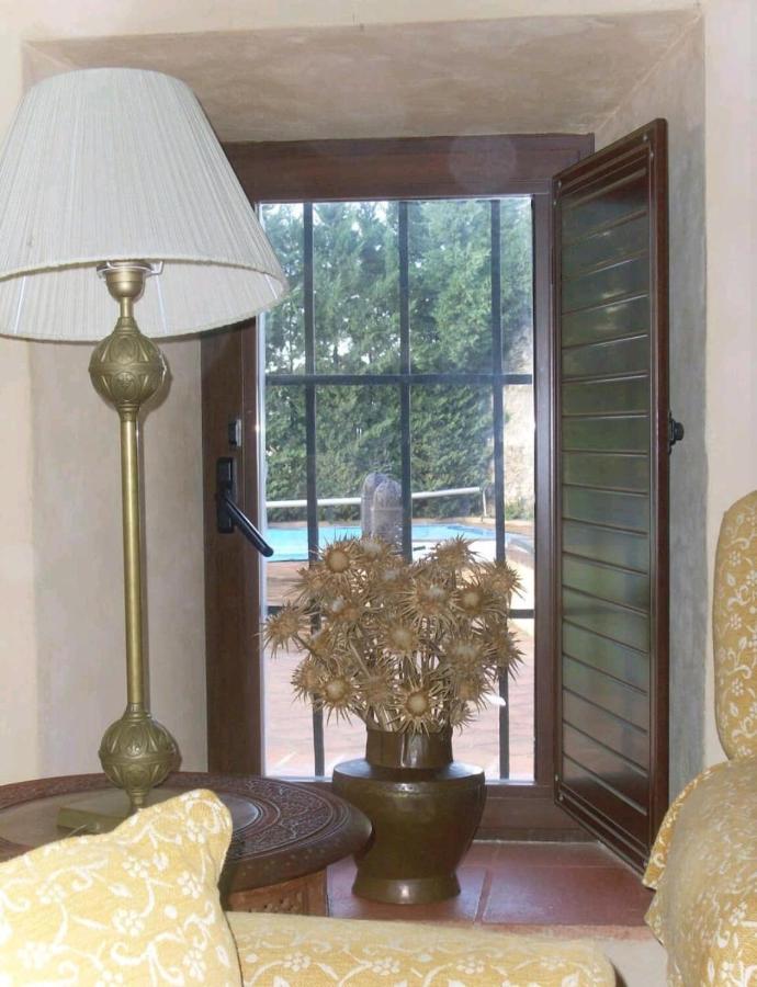 Casa Rural El Chorrillo Cazalla De La Sierra Exterior photo